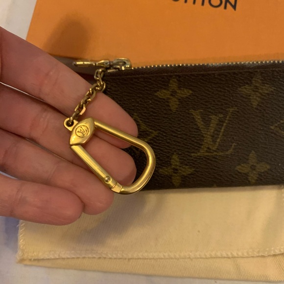 ❌SOLD❌100% Authentic Louis Vuitton Key/Card Holder - Picture 3 of 5